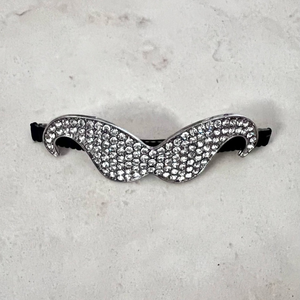 (New) Hairpin with cubic zirconias